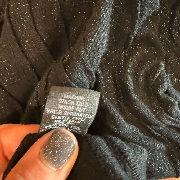 Investments cowl neck long sleeve metallic top - Picture 4 of 7